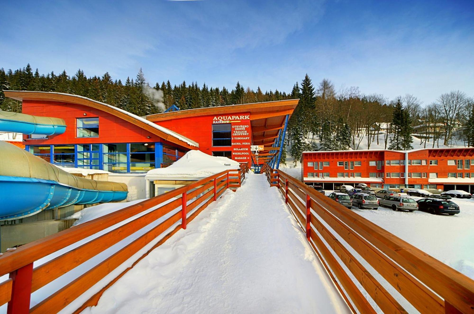 Aqua Park Spindleruv Mlyn Hotel Exterior photo